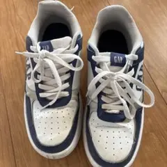 GAP スニーカーのサムネイル