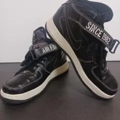 NIKE AIR FORCE 1 MID ブラック