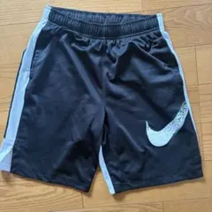 NIKE Dri-FIT ハーフパンツ ブラック Lのサムネイル