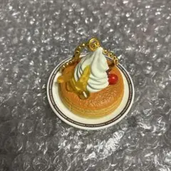 コメダ珈琲一番くじ E賞 ミニフィギュアチャームシロノワール