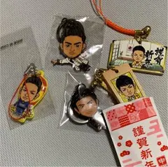 アクリルキーホルダー 首振り