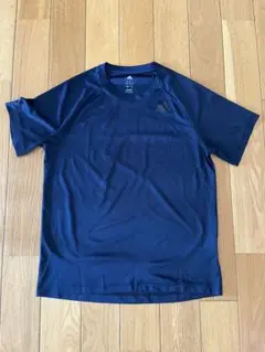 アディダス　陸上　ランニング　Ｔシャツ　サイズＭ