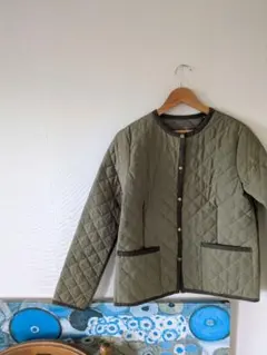 ノーカラー キルティングジャケット