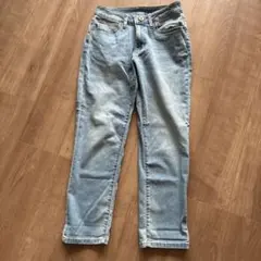 Item thumbnail for item c6a5f54b-dafd-49f8-a007-25a4ef7e3dc7