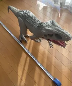 巨大恐竜フィギュア、アニア恐竜フィギュア多数。恐竜フィギュア多数。