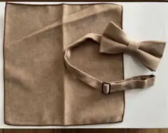 【値下げ！】結婚式　ブライダル　新郎　小物　蝶ネクタイ　ポケットチーフ　ベージュ