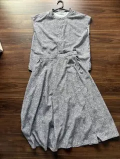 新品　Té chichi TERRASSE 花柄セットアップ