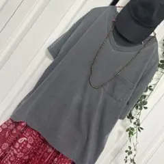 《ehekasopo》VネックTシャツ ネップ加工 ダークグレー シミあり