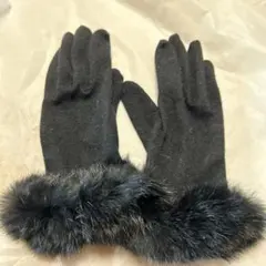「中古で、ブランドわかりません」ファー付きウールの手袋　ブラック