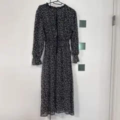 未使用　MAJESTIC LEGON ネイビー花柄ロングワンピース 花柄ワンピ