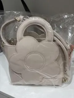 マリークヮント♡花の形状 ベージュショルダーバッグ