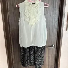 アクシーズ❤️フリル付きノースリーブワンピース❤️お値下げ