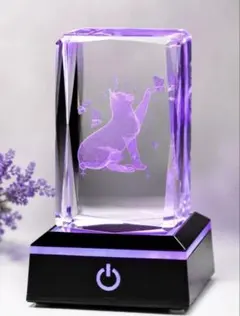 3Dクリスタルキューブライト　猫と蝶デザイン　台の色、黒と銀2個セット　猫好き