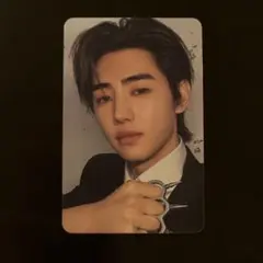 Item thumbnail for item 060ad86c-6e56-4483-ad16-a1e23a48565f