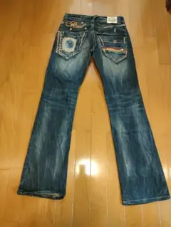 Red Pepper デニム ジーンズ 刺繍 羽根 28