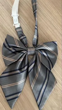 グレー ストライプ リボン ネクタイ学生　発表会