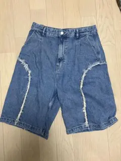 ZARA デニムショートパンツ カットオフデザインのサムネイル