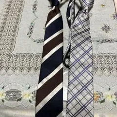 ストライプとチェックのネクタイ2本セット