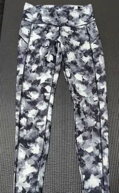 TIGORA 花柄ヨガパンツ Lサイズ