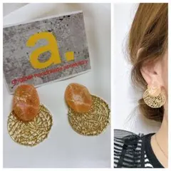 2278-5 ピンク☺︎変形オーバル型のゴールド箔ピアス×透かしゴールド☺︎