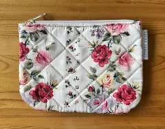 【新品未使用】LAURA ASHLEY キルティング ポーチ 花柄のサムネイル