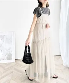 1枚で主役級。チュールレイヤードワンピース Mサイズ／グレー