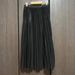 【24時間以内発送】【匿名配送】DAY CLOSET ツヤツヤ プリーツスカート