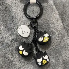 新品ばつ丸 3連フェイス キーホルダー おもしろフェイスデザイン サンリオ