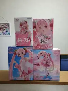 桜ミク フィギュア 4種セット