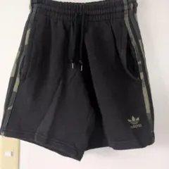 adidas カモフラージュ サイドライン ハーフパンツ