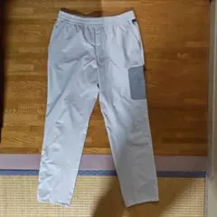 ライトグレー サイドポケットパンツ