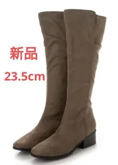 Item thumbnail for item b2ba4b68-1884-45fd-88d6-525f8be54b58