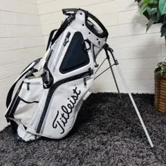 Titleist ゴルフバッグ・キャディバッグ 黒/白 パースート キャディバッグ - Titleist Japan