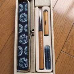 Item thumbnail for item debc5fb7-e6e8-4703-b455-abfffcd0eb6f