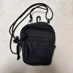 BRIEFING ブラック ナイロン サコッシュ