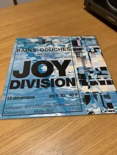 Item thumbnail for item 04e1d06b-72f0-455e-b4bf-3f1a9bac1b8f