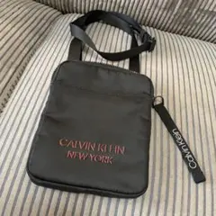 Calvin Klein ショルダーバッグのサムネイル