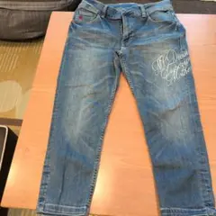 MCD デニムパンツ 刺繍入りのサムネイル