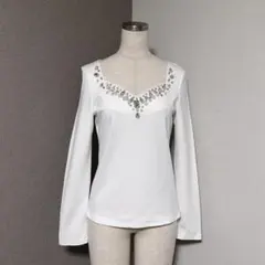 ダチュラ パール ビジュー ハートカット トップス ホワイトのサムネイル