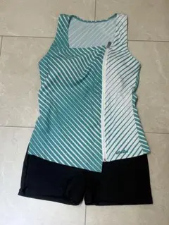 セパレート水着