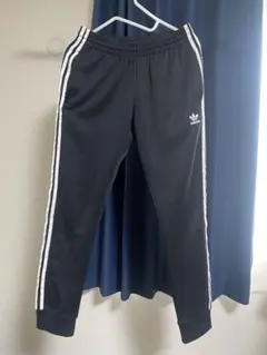 GWセール！ adidas SST トラックパンツ