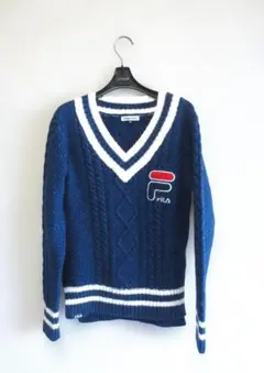 新品　FILA ネイビー Vネック セーター　M　男女兼用