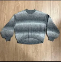 GU ボリュームスリーブ グレー クロップドニット　M（150）サイズ