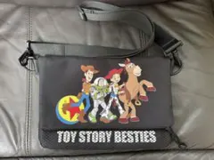 トイストーリー ベスティーズ ショルダーバッグ サコッシュ ディズニー