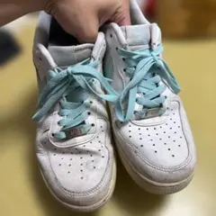 NIKE スニーカー エアフォースワンのサムネイル