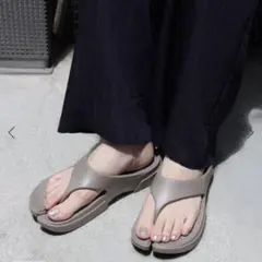 【JS relume】Paes Flipflop サンダル 23サイズのサムネイル