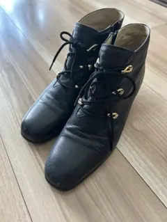 ショートブーツ黒23.5cm