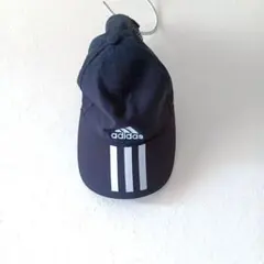 adidas　ジュニア　キャップ　54〜57cm