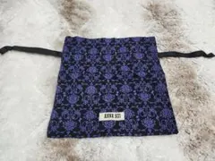 ANNA SUI 花柄巾着ポーチ 黒/紫