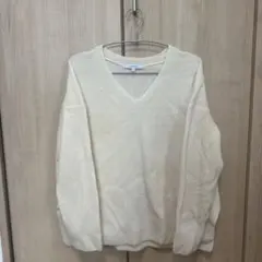 UNTITLED Vネック 長袖 ニット アイボリー
